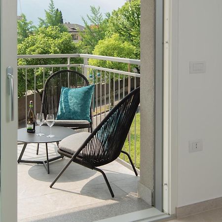 Suite Butterfly - Dolce Vita At Lake Garda Рива дел Гарда Екстериор снимка