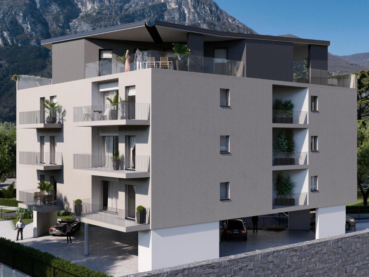 Suite Butterfly - Dolce Vita At Lake Garda Рива дел Гарда Екстериор снимка